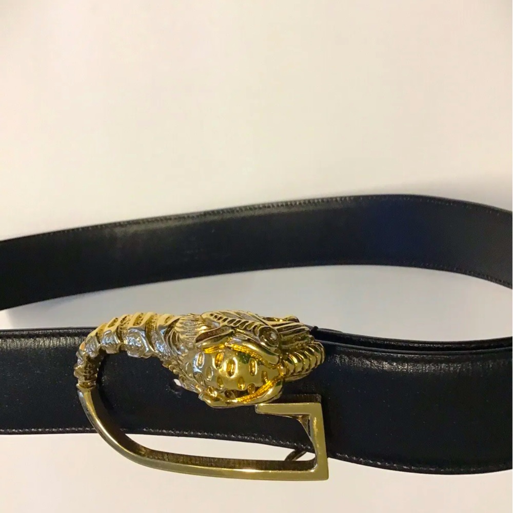 Gucci leather belt with golden tiger head buckle size small